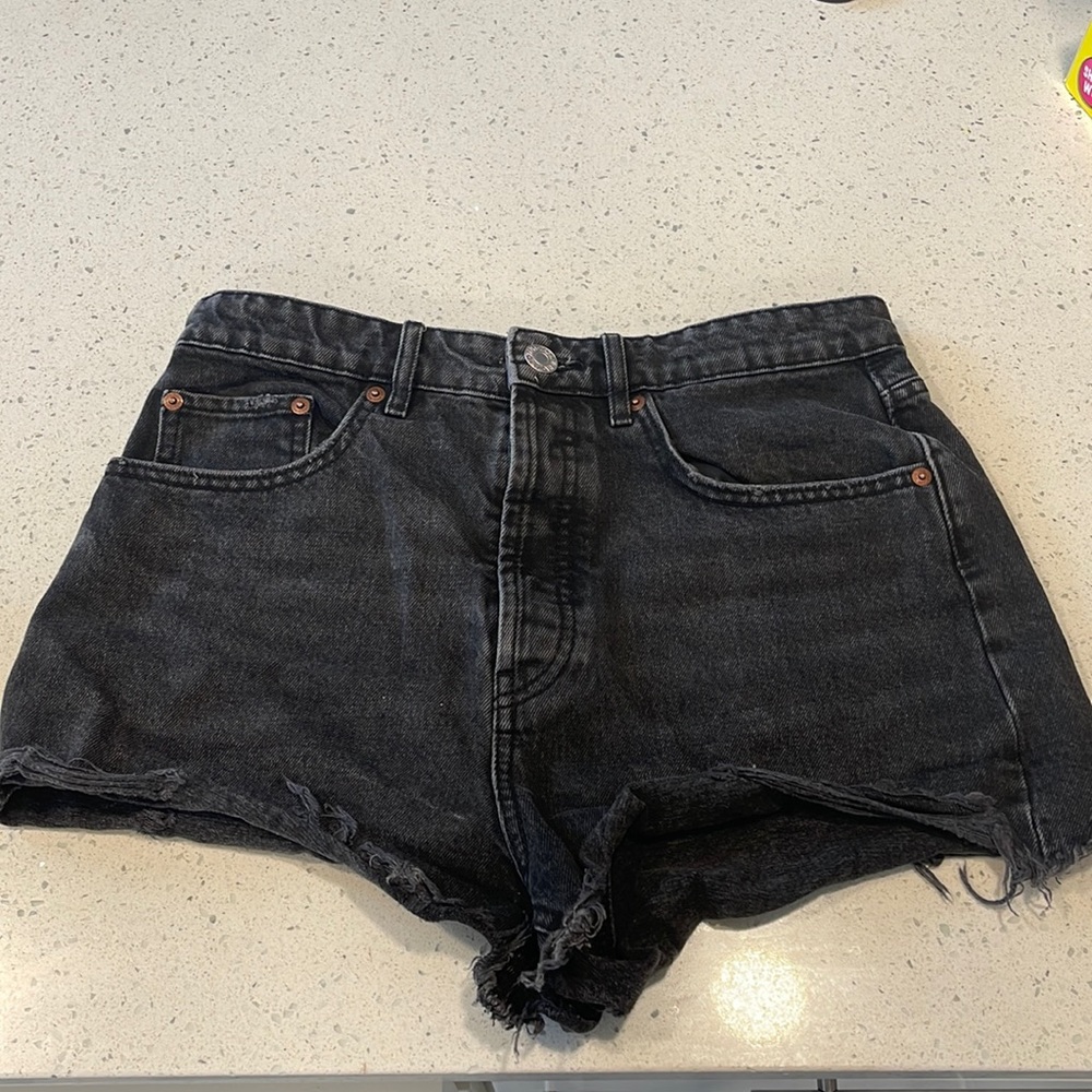 Black Distress Zara Shorts ! Size 8